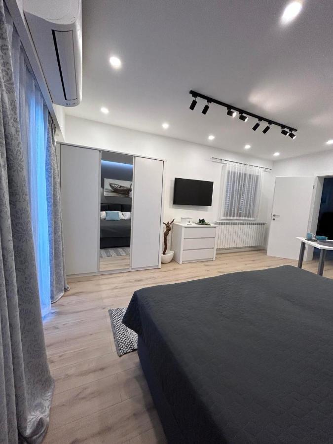 Maestral Apartment โปเรช ภายนอก รูปภาพ
